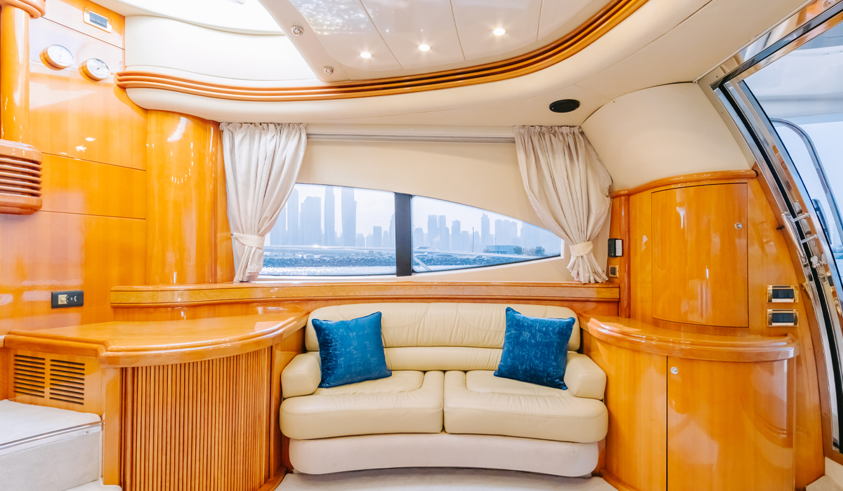 Фото Яхта AZIMUT 68FT WT в Дубае