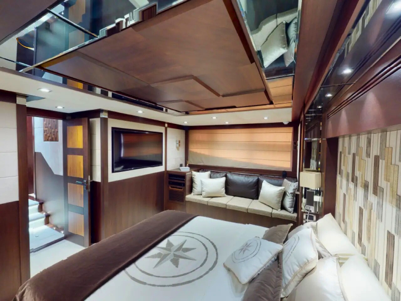 Фото Elite Galeon 78FT SL в Дубае