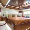 Яхты(а) "WT". Яхта MAJESTY 88FT WT 3 каюты Крейсерские яхты – От 30 до 60 метров. Предназначены для длительных путешествий с комфортом. 3