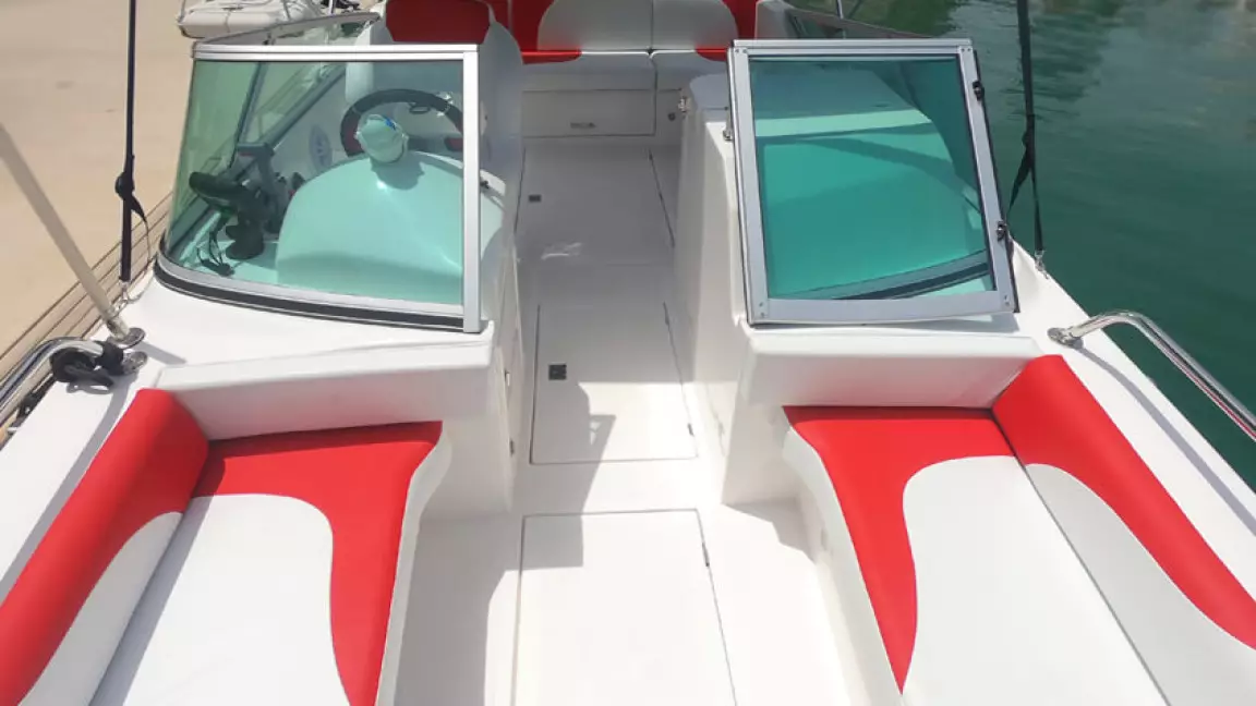 Лодки(а) "RD". Спортивная лодка Sealine 26FT RD 1 каюта Рыболовные яхты – Специально оборудованные яхты для спортивной рыбалки и морских прогулок. 2
