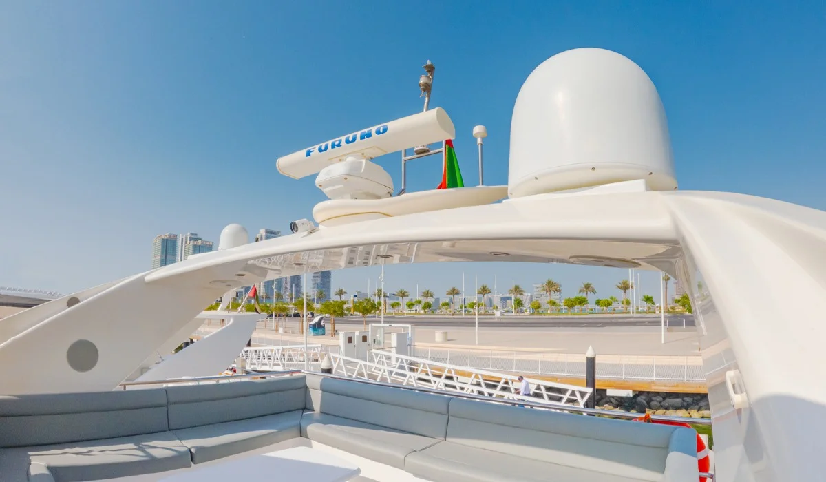 Превосходство яхты PRINCESS 72FT WT в водах Дубая Яхта PRINCESS 72FT WT — воплощение гармонии инженерного