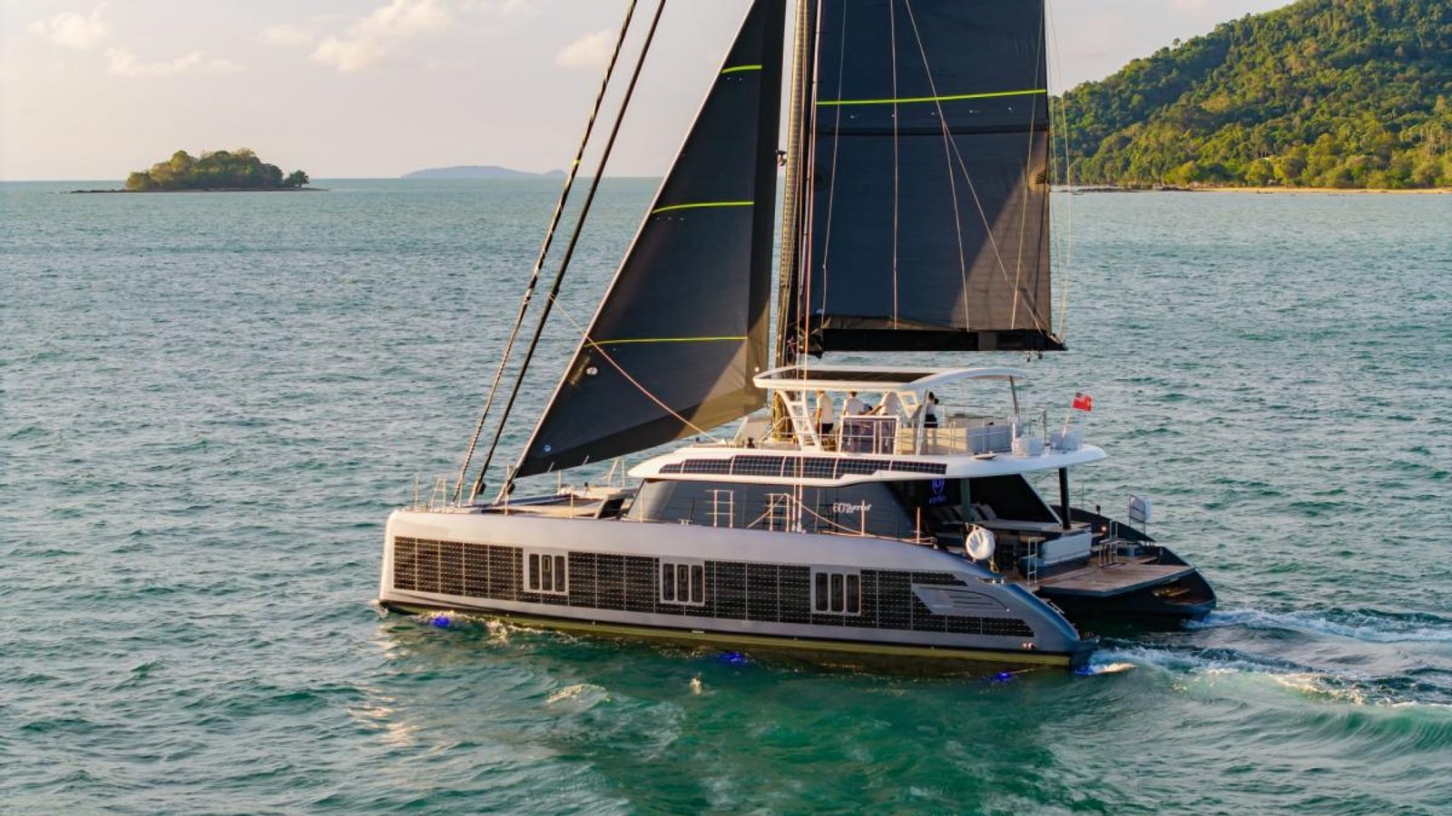 Sunreef Eco 60 футов — катамаран, Пхукет