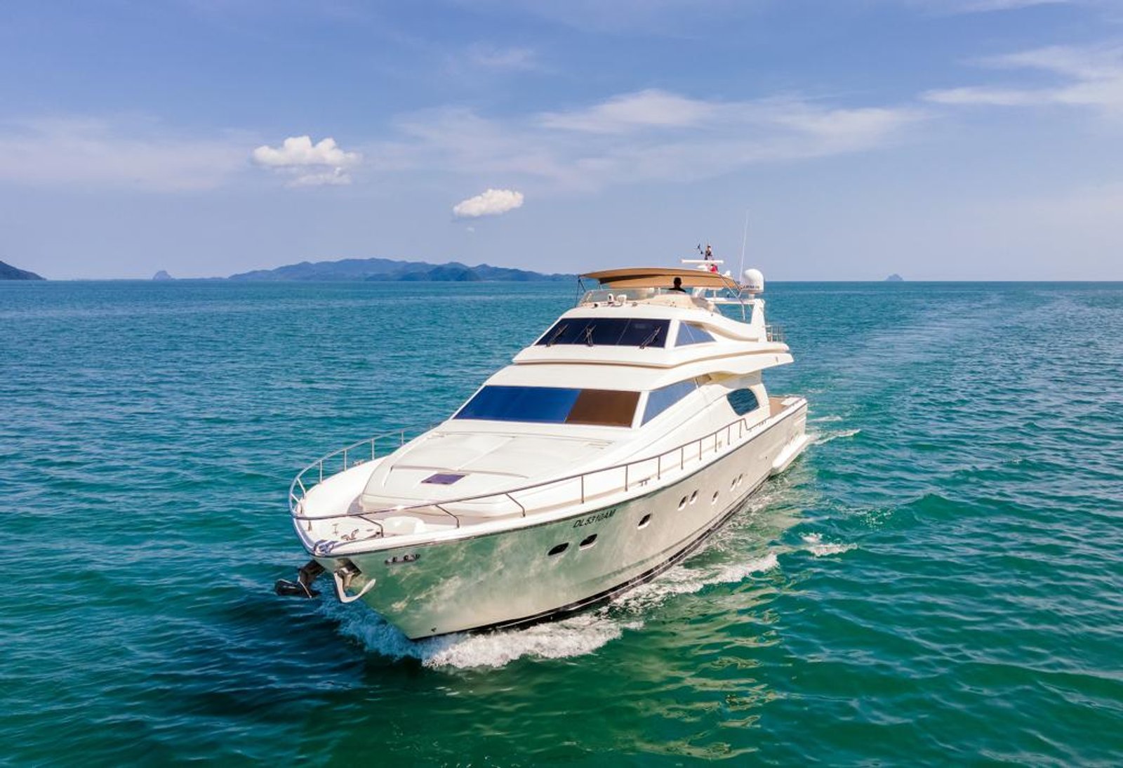 Ferretti 80 футов, Пхукет