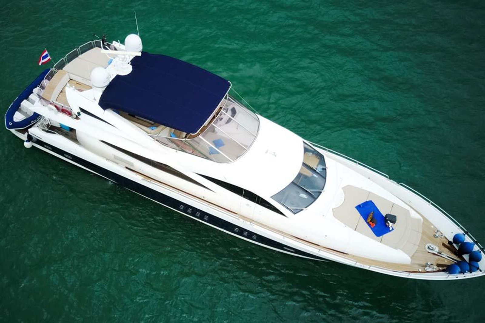 Sunseeker 90 футов — моторная яхта, Пхукет