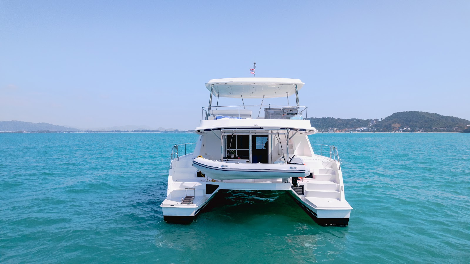 Sail La Vie — пауэр-катамаран 51 фут, Пхукет